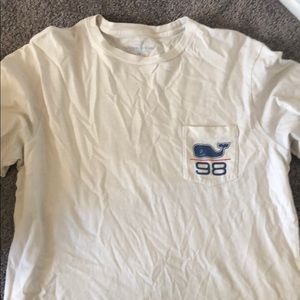 Vineyard Vines t-shirt